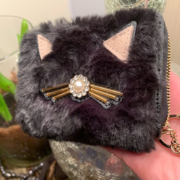 Authentic Kate Spade faux fur/Leather Zip wallet🌹 - Picture 2 of 8